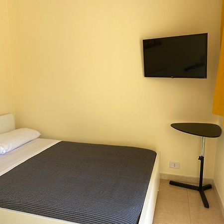 Villa Adelaide Suite & Room Торре-а-Маре Экстерьер фото