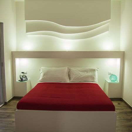 Villa Adelaide Suite & Room Торре-а-Маре Экстерьер фото