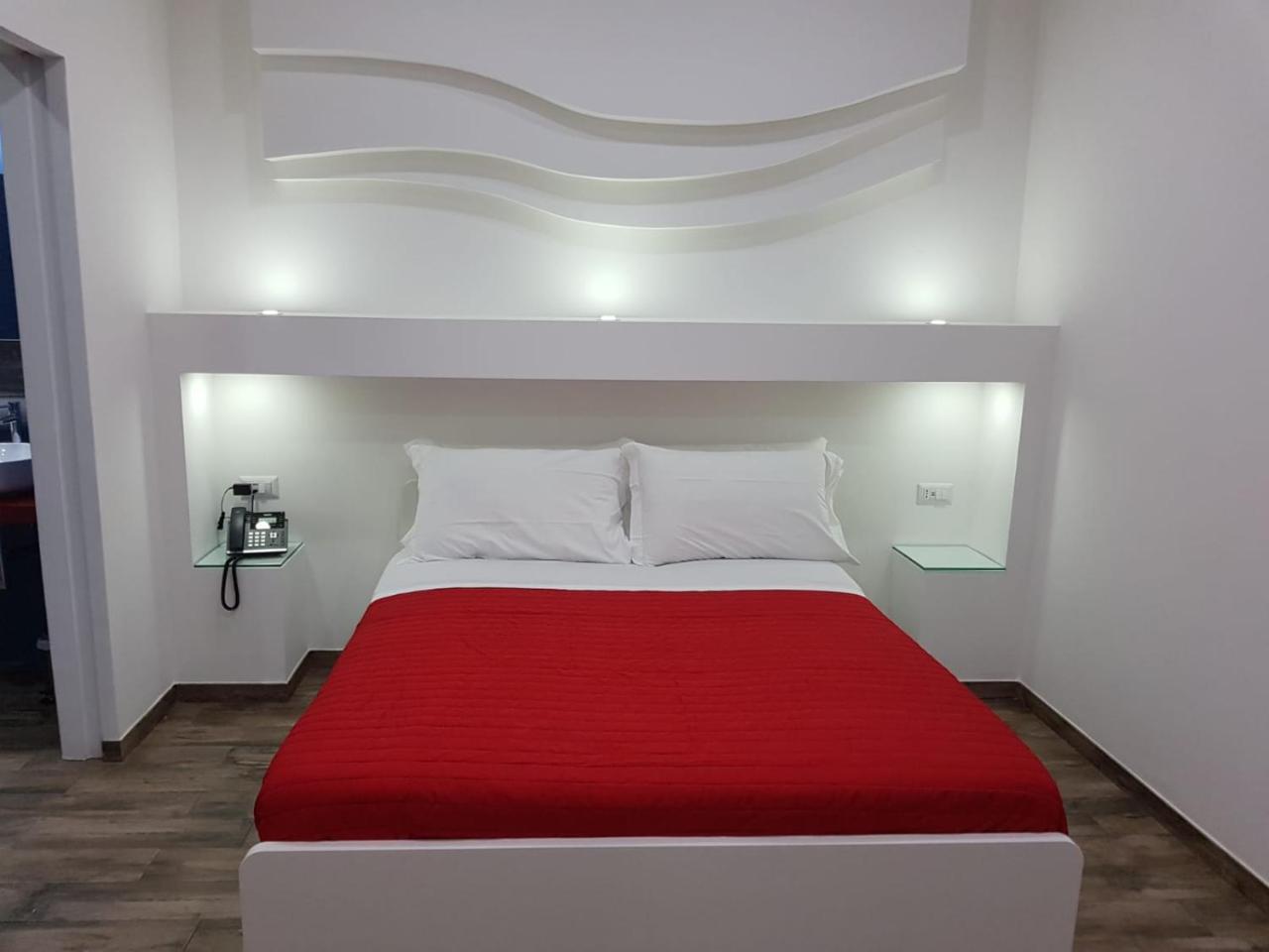 Villa Adelaide Suite & Room Торре-а-Маре Экстерьер фото