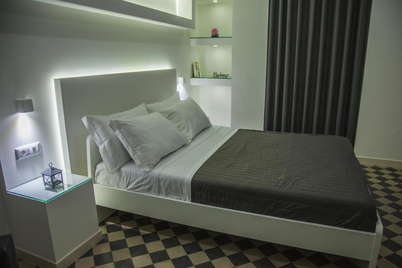 Villa Adelaide Suite & Room Торре-а-Маре Экстерьер фото